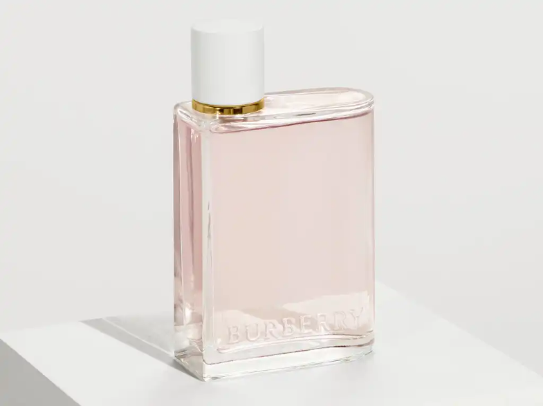 Nước Hoa Nữ Burberry Mùi Nào Thơm Nhất: Top 5 Siêu Phẩm Bất Hủ 5 Nuoc Hoa Nu Burberry Mui Nao Thom Nhat Top 5 Sieu Pham Bat Hu 4