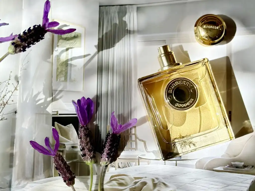 Nước Hoa Nữ Burberry Mùi Nào Thơm Nhất: Top 5 Siêu Phẩm Bất Hủ 4 Nuoc Hoa Nu Burberry Mui Nao Thom Nhat Top 5 Sieu Pham Bat Hu 5