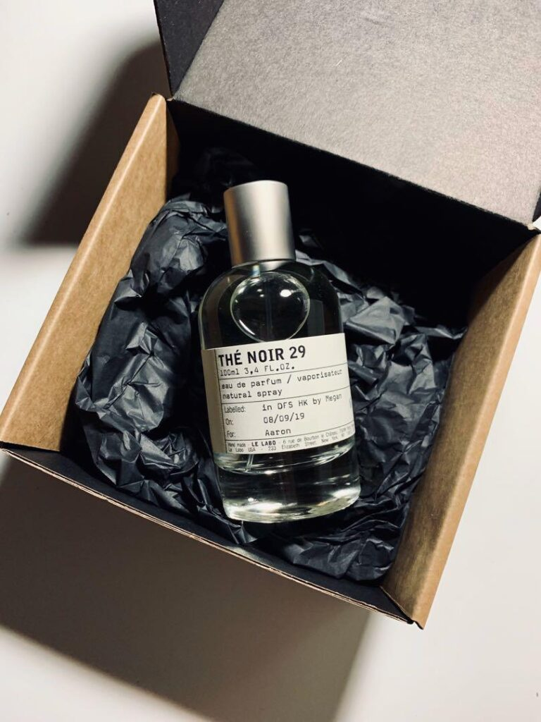Review Nước Hoa Le Labo Thé Noir 29 – Mùi Trà Đen Bí Ẩn Có Còn Đáng Sở Hữu Năm 2025? 3 Review Nuoc Hoa Le Labo The Noir 29 – Mui Tra Den Bi An Co Con Dang So Huu Nam 2025 3