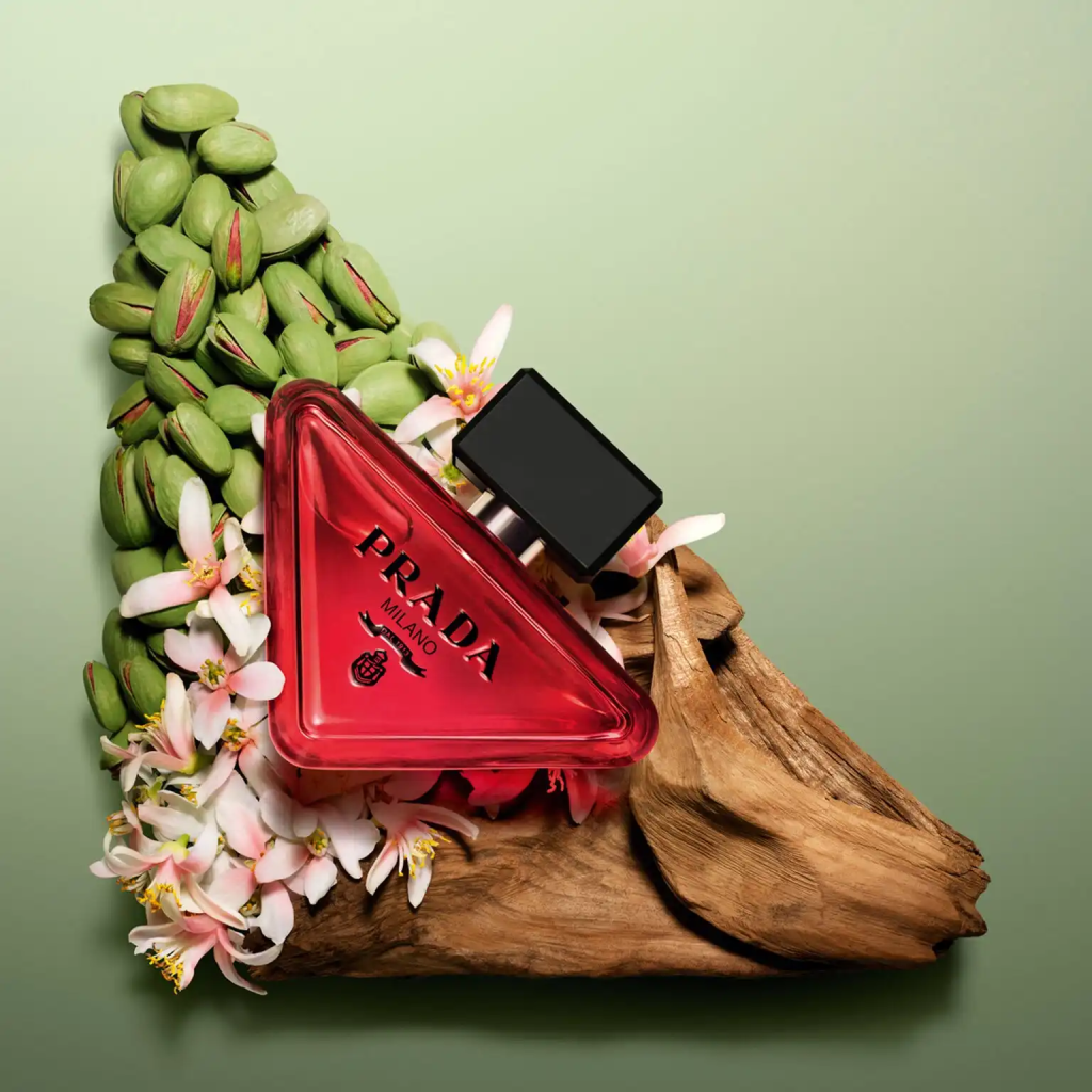 Review Nước Hoa Prada Paradoxe Radical Essence – Mùi Hương Mặn Ngọt Độc Đáo 3 Review Nước Hoa Prada Paradoxe Radical Essence – Mùi Hương Mặn Ngọt Độc Đáo