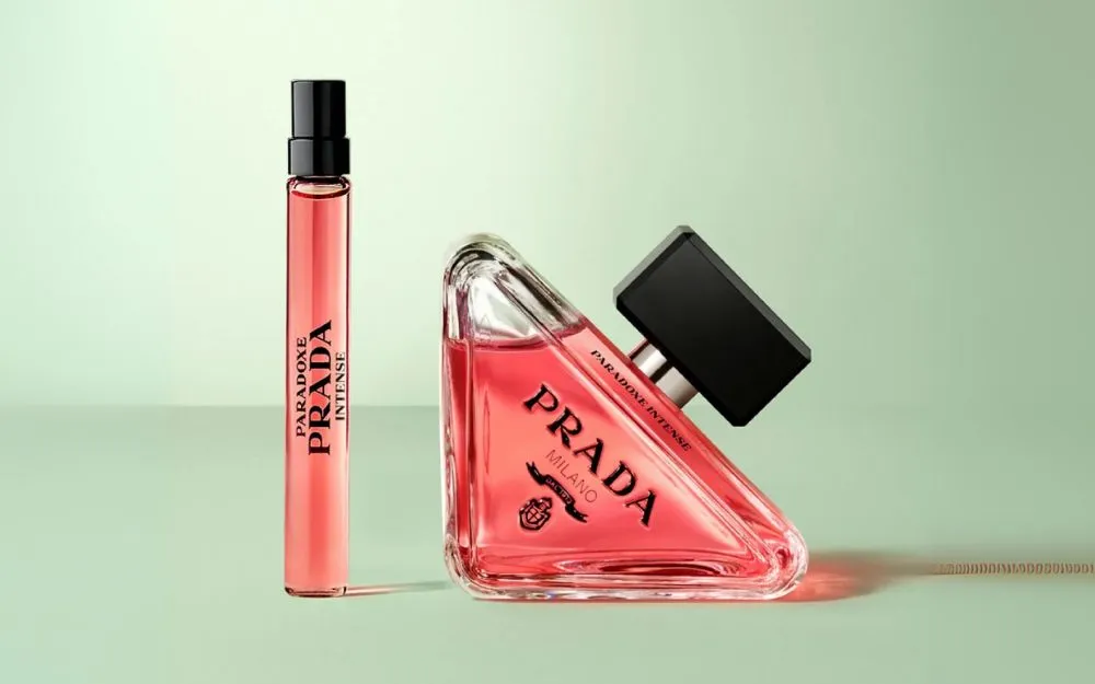 Review Nước Hoa Prada Paradoxe Radical Essence – Mùi Hương Mặn Ngọt Độc Đáo 4 Review Nước Hoa Prada Paradoxe Radical Essence – Mùi Hương Mặn Ngọt Độc Đáo